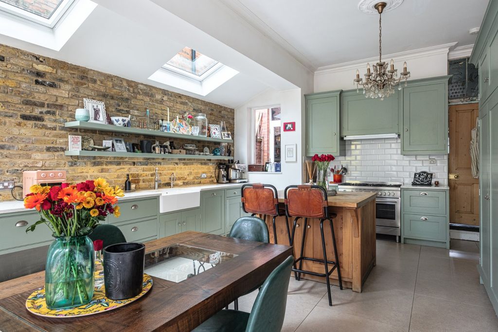 Additional image 11 of 3 bed terraced house for saleKings Road, Willesden, London NW10