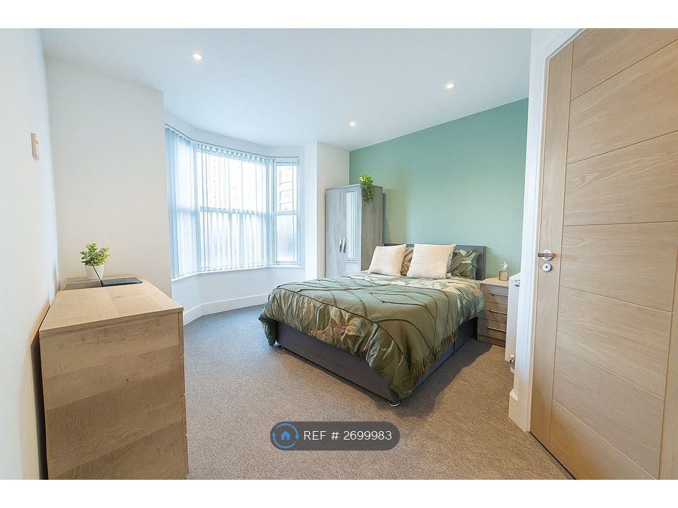 Additional image 10 of 8 bed terraced house to rentClare Street, Bridgwater TA6