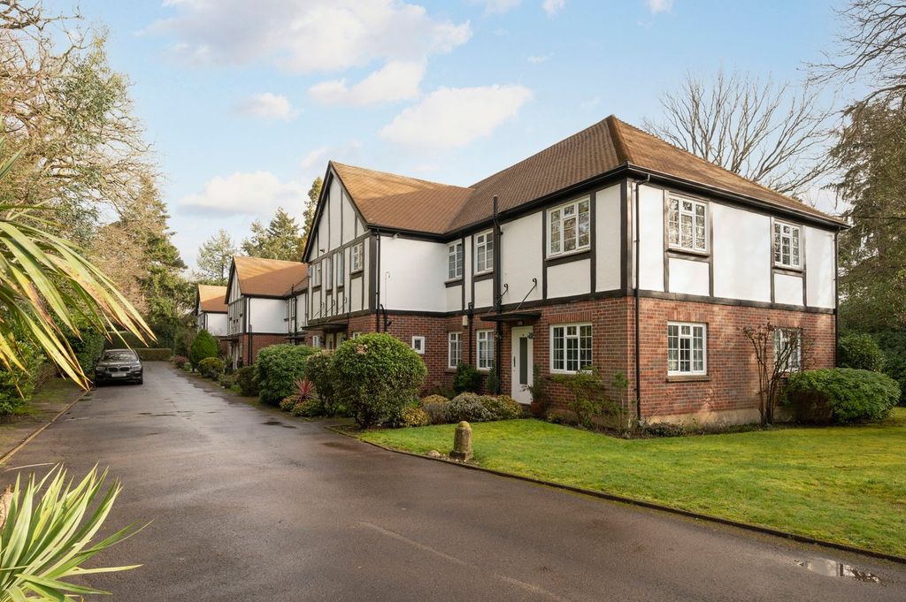 Additional image 12 of 3 bed maisonette for saleTudor House, Weybridge KT13