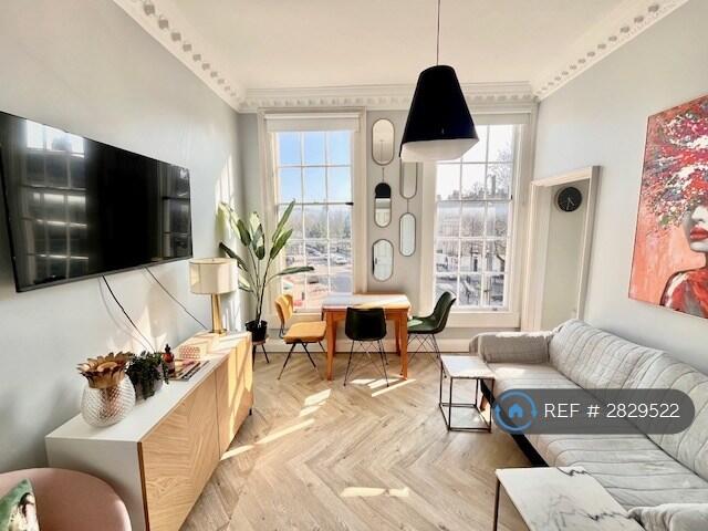 Walcot Parade, Bath, BA1