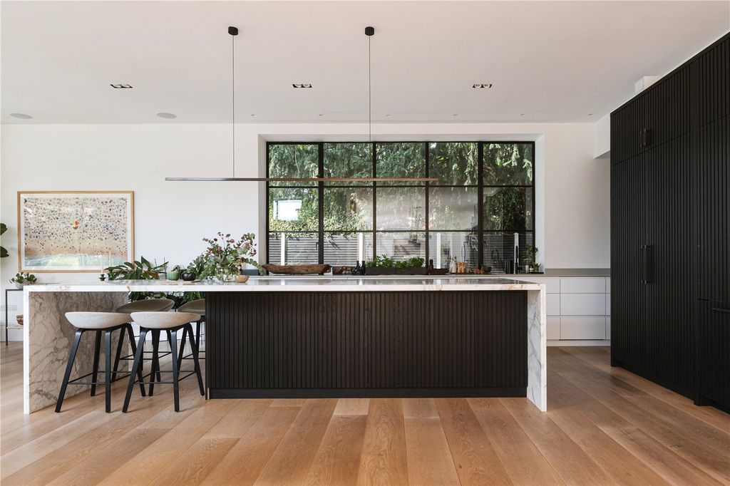 Additional image 7 of 6 bed detached house for salePenn Road, Beaconsfield, Buckinghamshire HP9