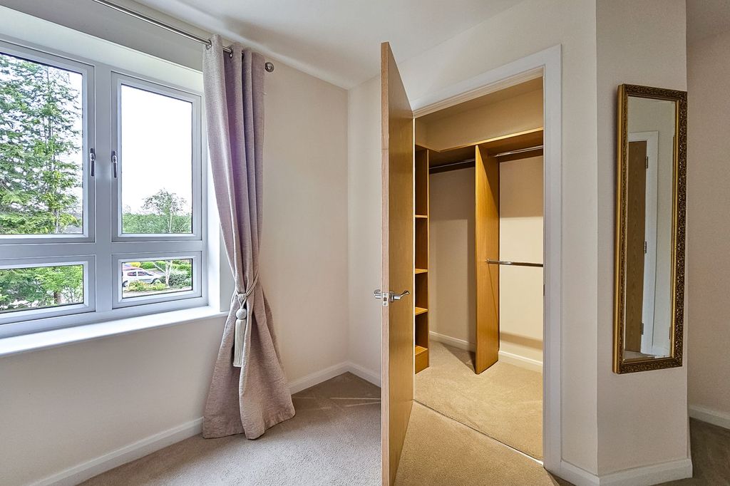 Additional image 12 of 1 bed property for saleWetherby Road, Harrogate HG2