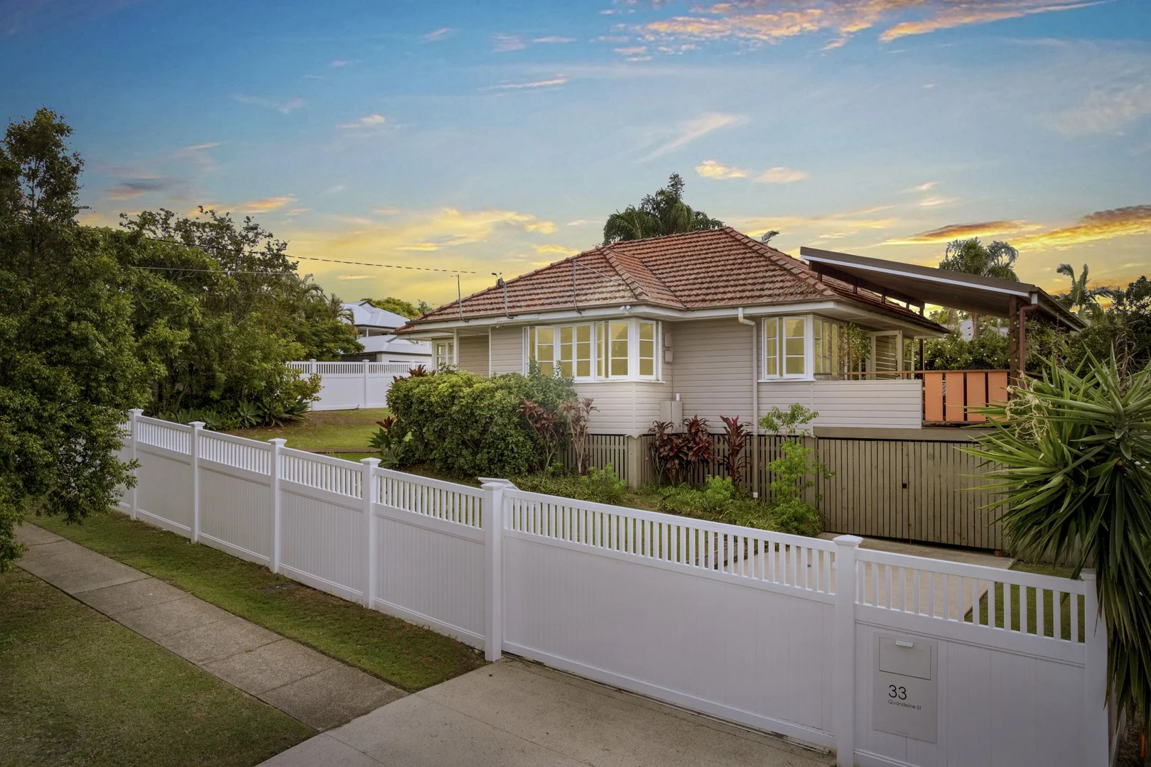 33 Quandeine Street, Stafford QLD 4053