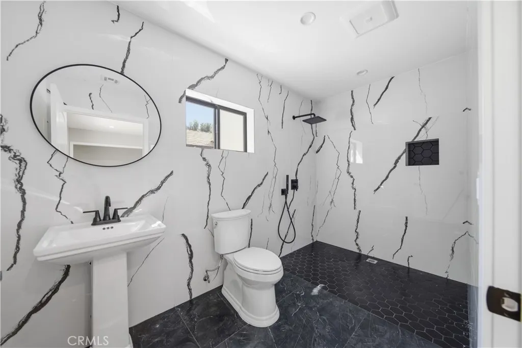 Additional image 81 of 8542 De Celis Pl, North Hills, CA 91343