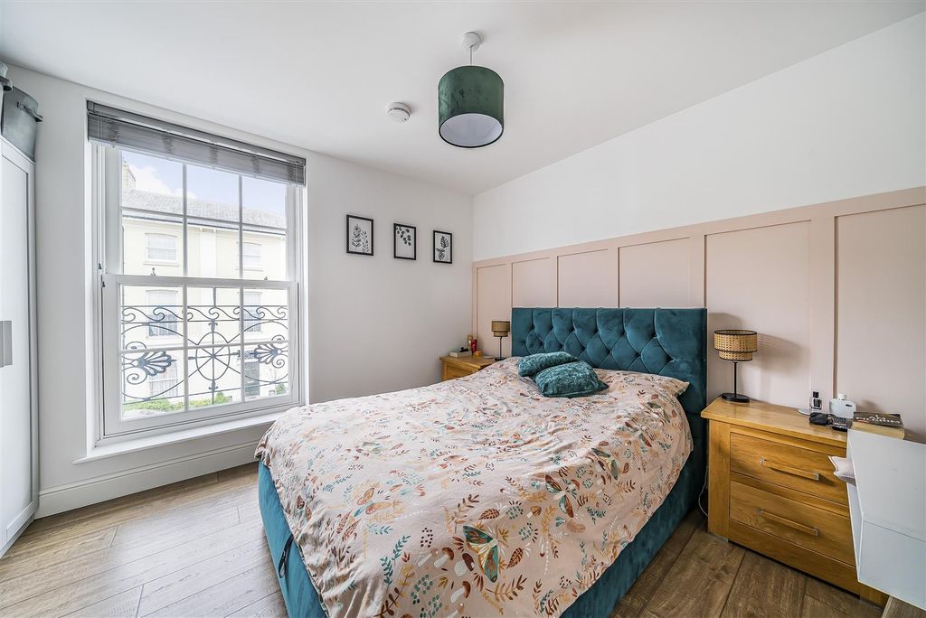 Additional image 11 of 2 bed flat for saleAbbey Court, Poundbury, Dorchester DT1