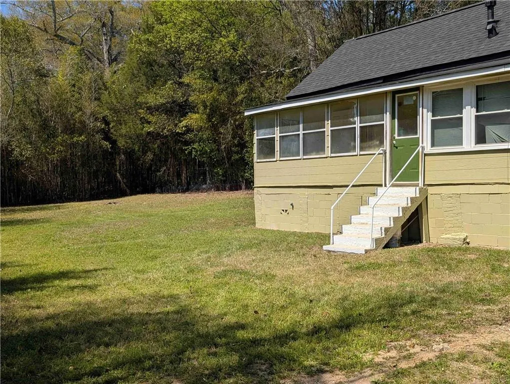 Additional image 10 of 1705 Auburn Road, Phenix City, AL 36870