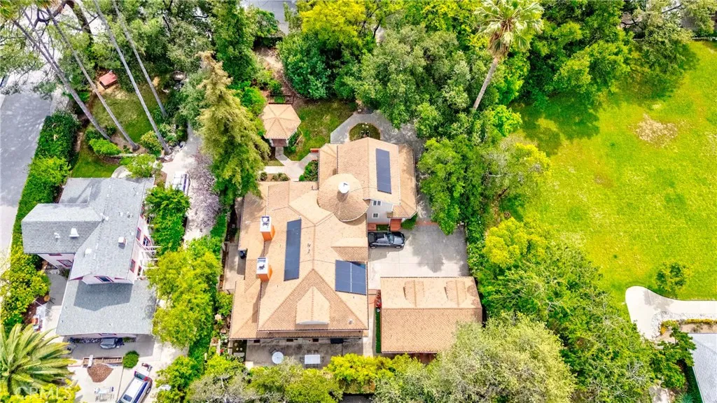 Additional image 122 of 465 W Highland Avenue, Sierra Madre, CA 91024