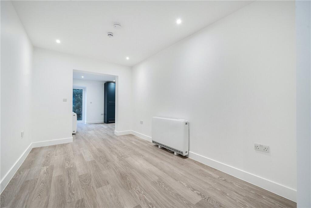 Additional image 5 of Palace Yard Mews, Bath, BA1