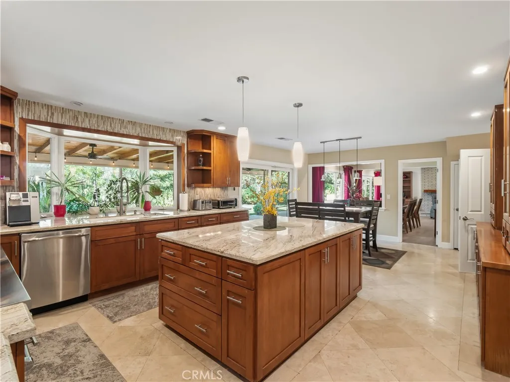 Additional image 15 of 27323 Eaglehelm Drive, Canyon Country, CA 91387