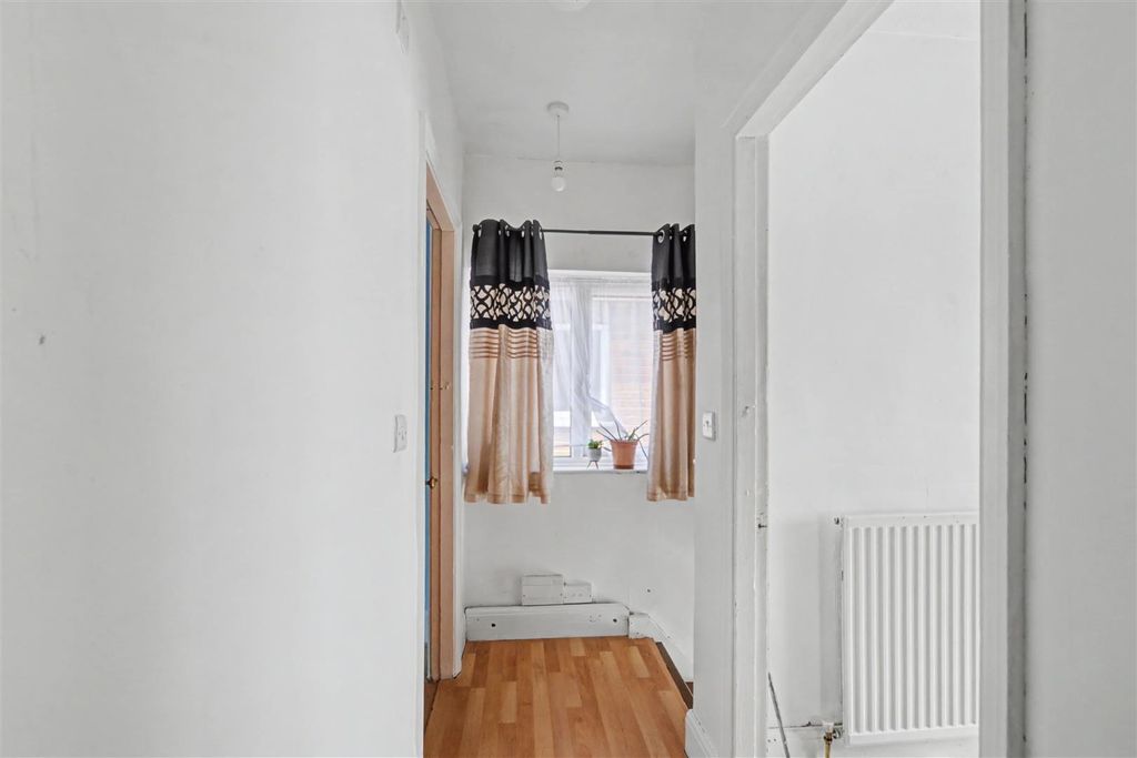 Additional image 11 of 2 bed semi-detached house for saleBramcote Avenue, Beeston NG9