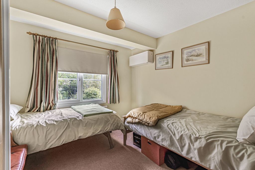Additional image 23 of 5 bed detached house for saleMill Paddock, Abingdon OX14