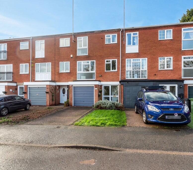 Old Crest Avenue, Redditch photo 4