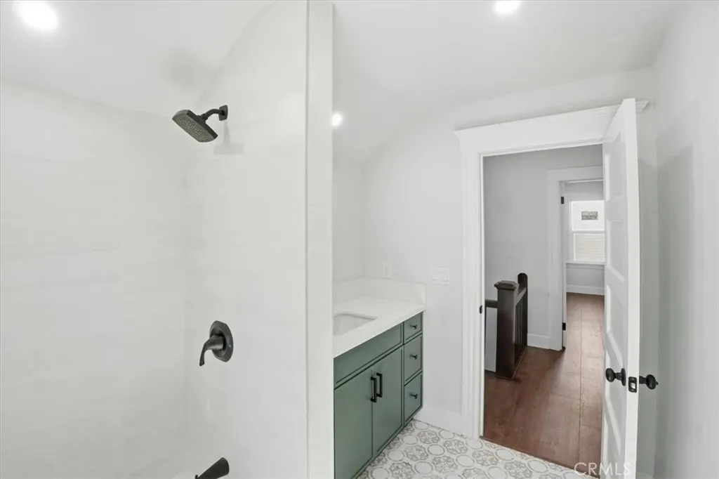 Additional image 64 of 133 S Mathews St, Los Angeles, CA 90033