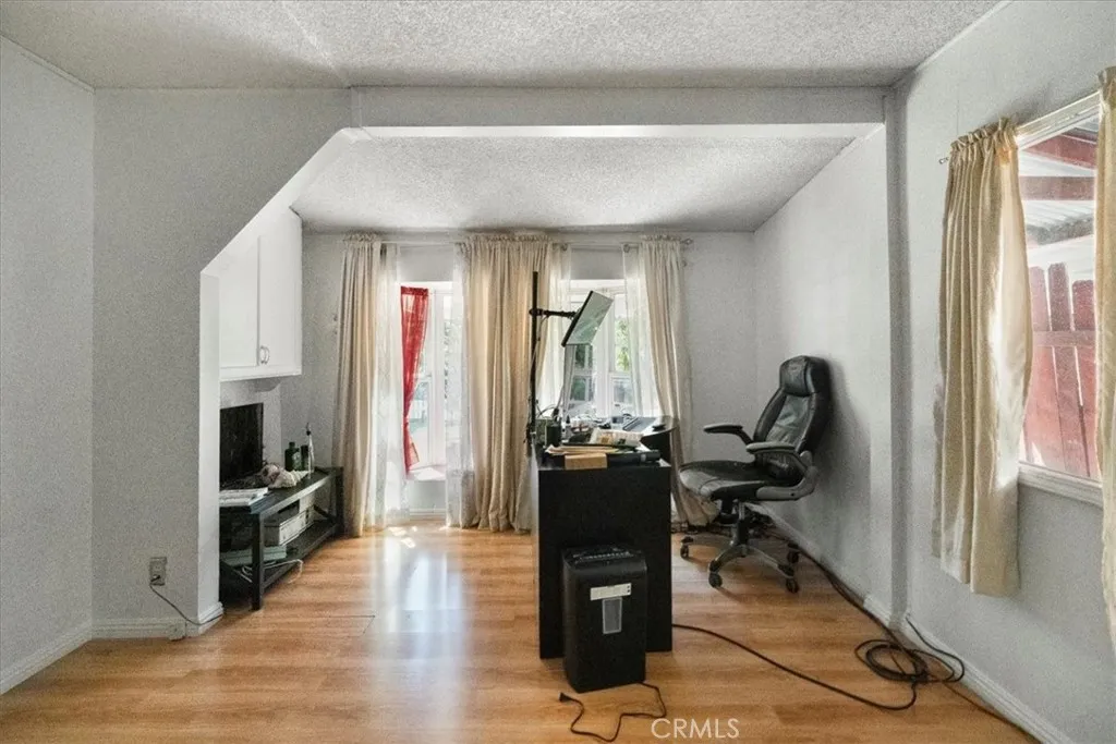 Additional image 45 of 22111 Covello St, Canoga Park, CA 91303