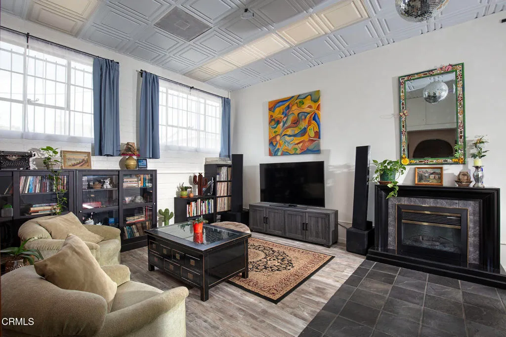 Additional image 37 of 215 N 8th Street, Santa Paula, CA 93060