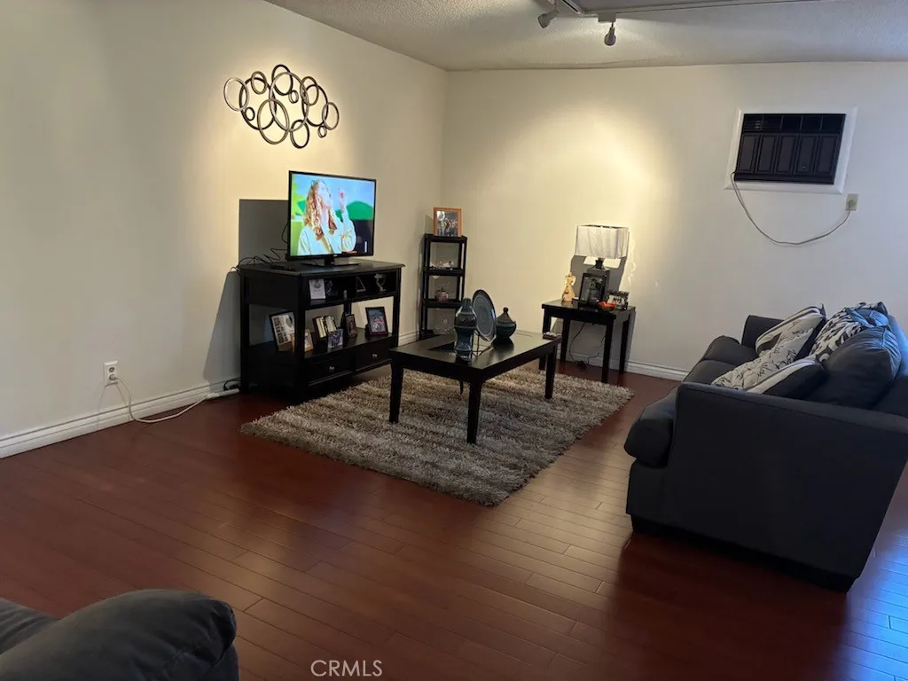 Additional image 34 of 919 N Minter St, Santa Ana, CA 92701