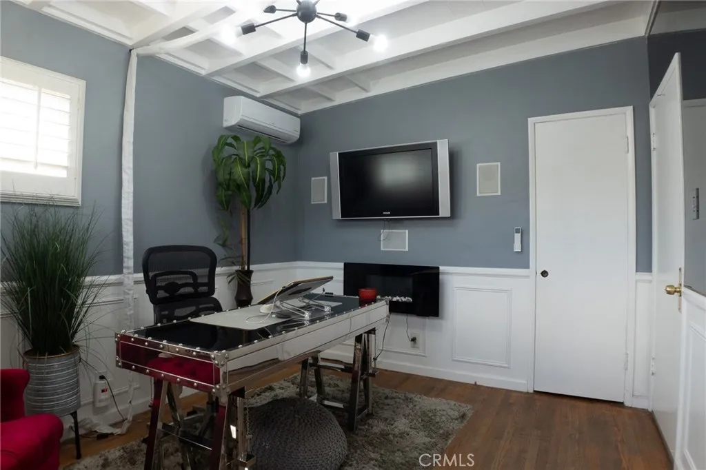 Additional image 57 of 128 E 67th Way, Long Beach, CA 90805
