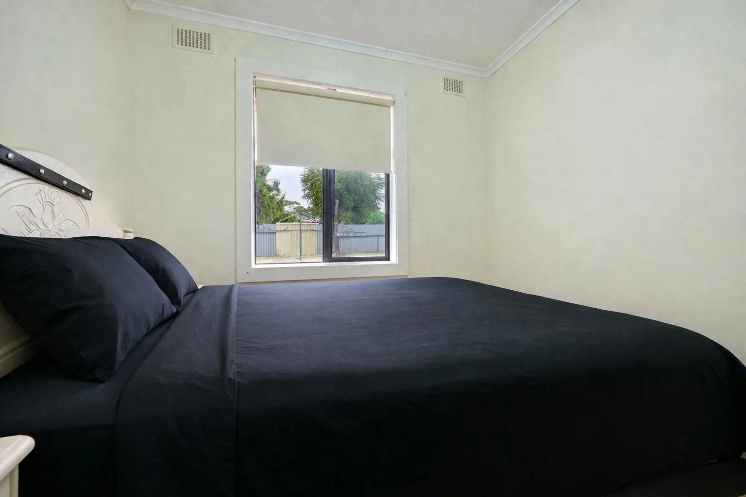 10 Dennis Street, Whyalla Stuart SA 5608 photo 5