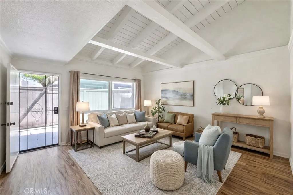 Additional image 3 of 2910 S Greenville St Unit H, Santa Ana, CA 92704