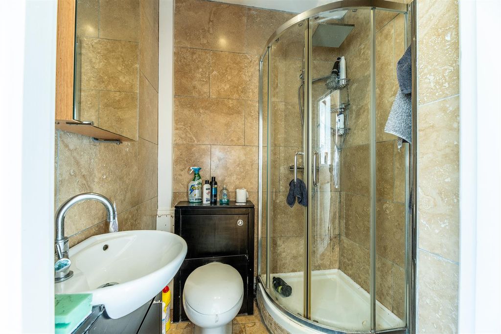 Additional image 9 of 2 bed flat for saleNorth Road, The Park NG7