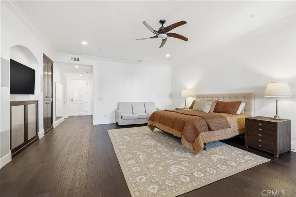 Additional image 40 of 143 N Arnaz Drive Unit 105, Beverly Hills, CA 90211