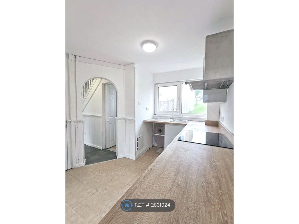 Additional image 2 of 3 bed semi-detached house to rentAmroth Walk, St. Dials, Cwmbran NP44