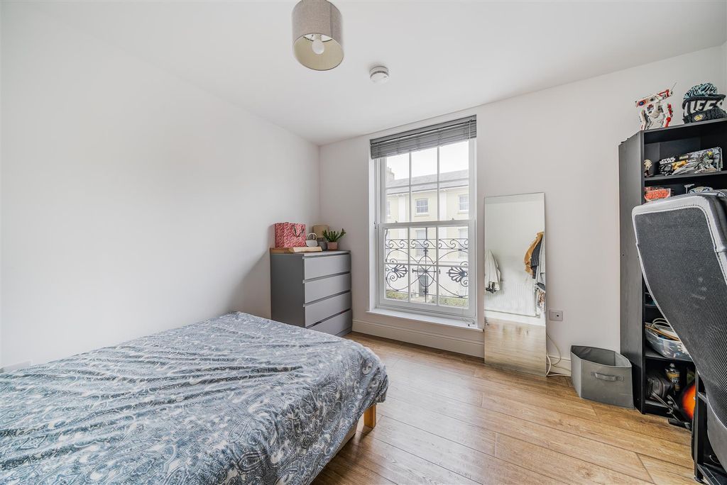 Additional image 13 of 2 bed flat for saleAbbey Court, Poundbury, Dorchester DT1