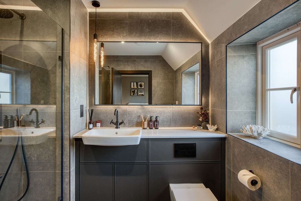 Additional image 17 of 5 bed flat for saleDaffodil Crescent, Barnet EN4