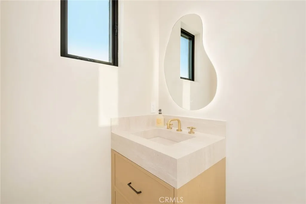 Additional image 130 of 15447 Huston St, Sherman Oaks, CA 91403