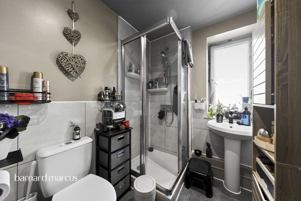 Additional image 9 of 3 bed flat for saleTown Lane, Stanwell, Staines-Upon-Thames TW19