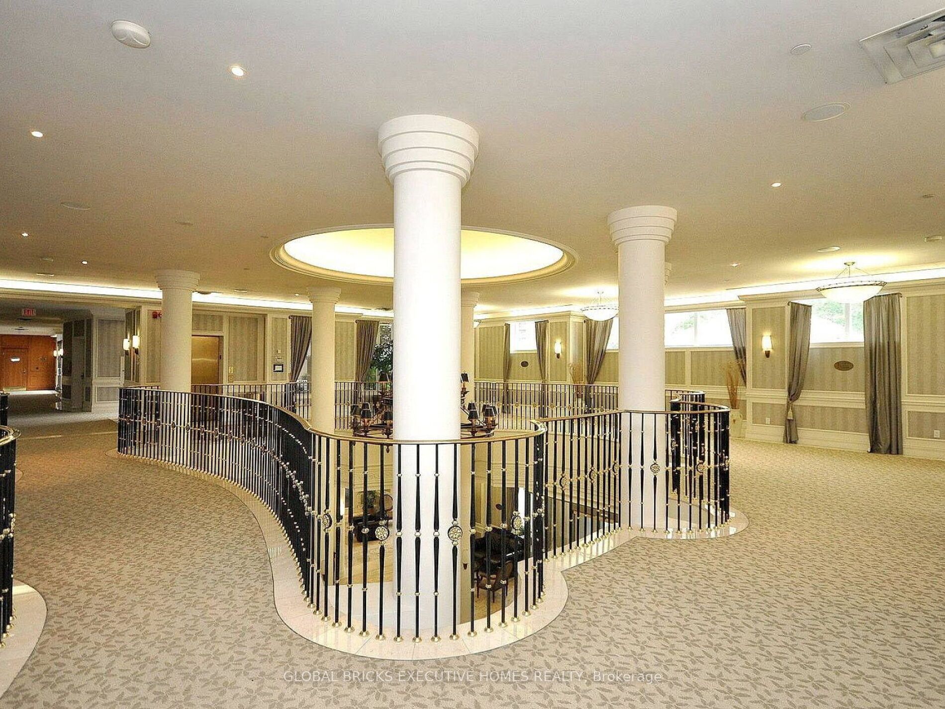 Additional image 6 of PHO8-25 Kingsbridge Garden Circle, Mississauga, ON, L5R 4B1