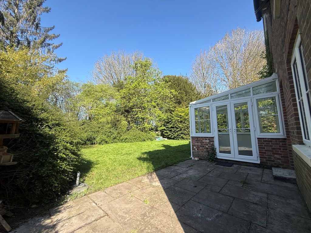 Additional image 15 of 3 bed cottage to rentDown Street, Chichester PO18