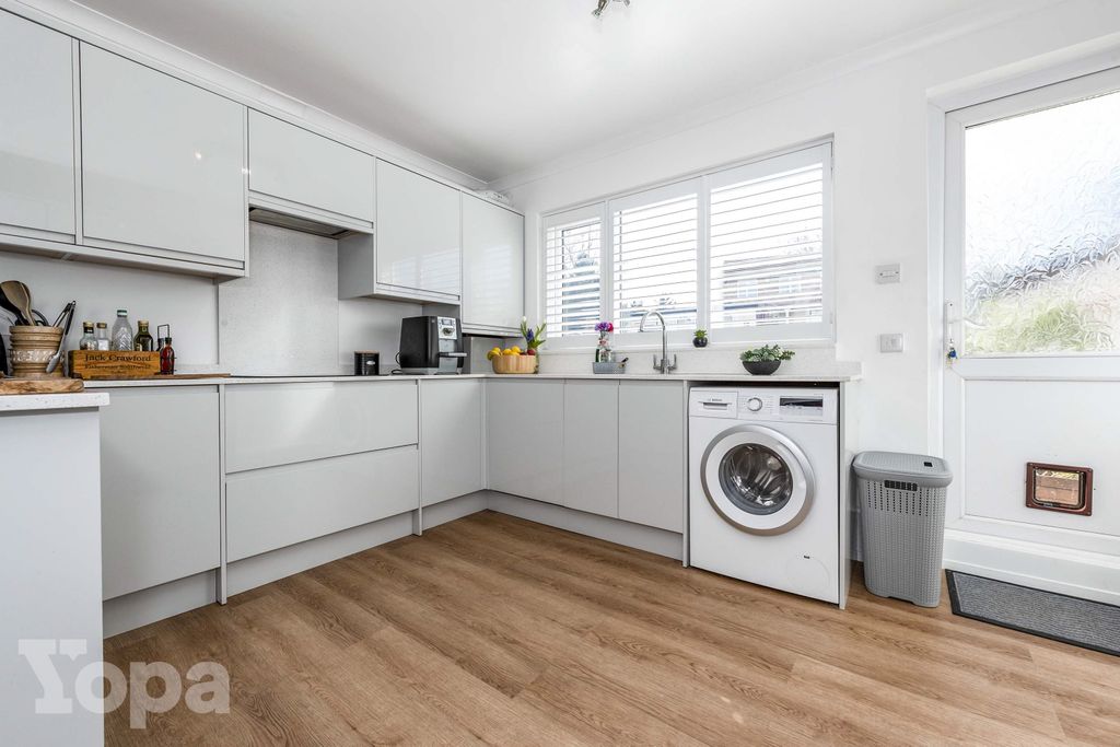 Additional image 2 of 2 bed terraced house for saleSunland Avenue, Bexleyheath DA6