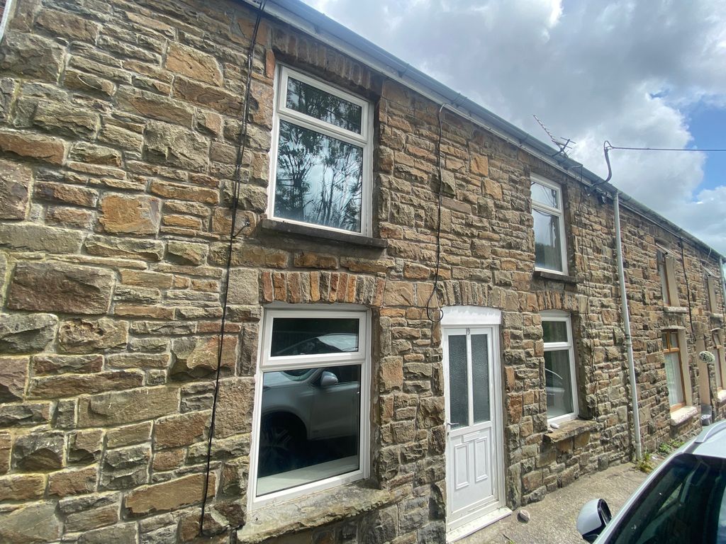 3 bed terraced house to rentStation Road, Nant-Y-Moel CF32