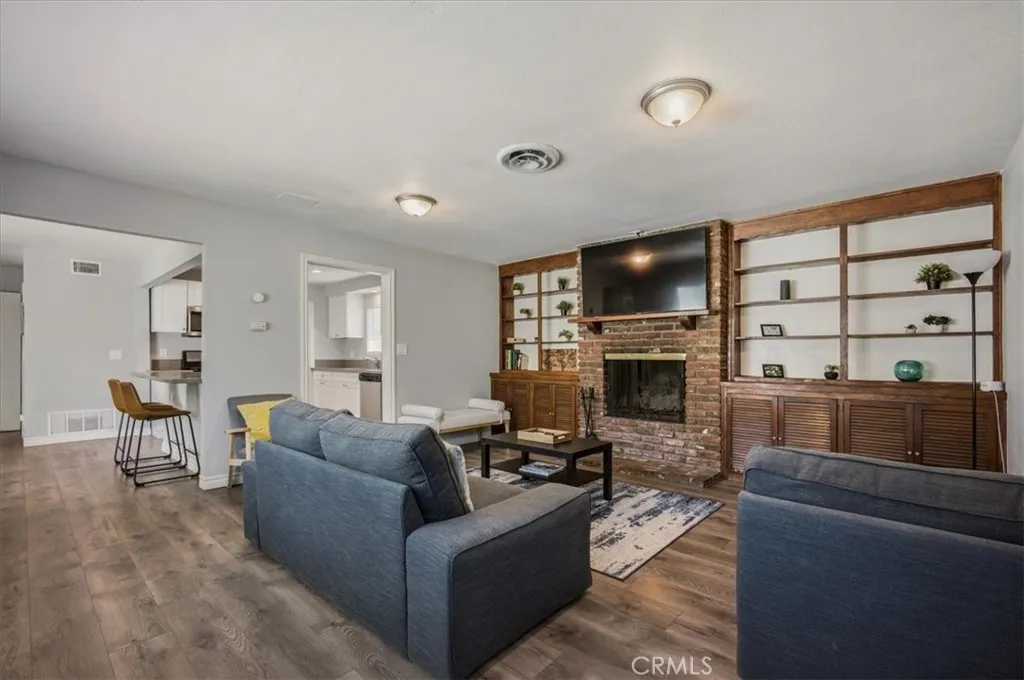 Additional image 61 of 188 E Green St, Claremont, CA 91711