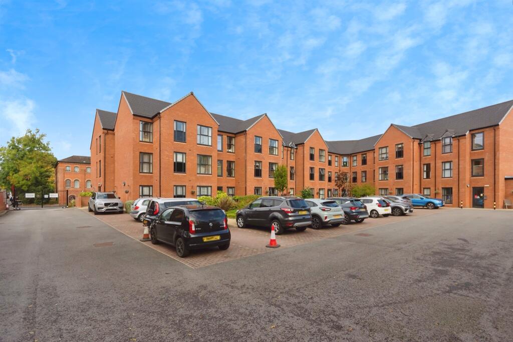 Clive Road, Redditch