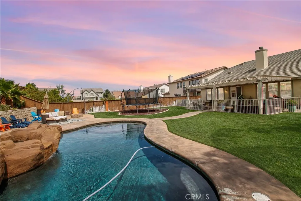 Additional image 3 of 8267 Golden Poppy Rd, Riverside, CA 92508