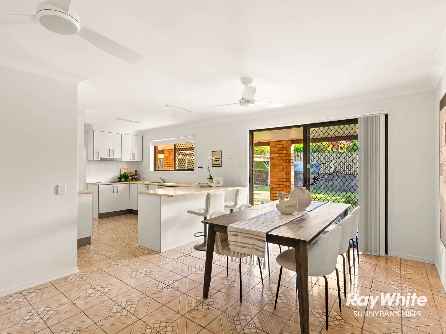 Additional image 11 of 6 Seafern Street, Sunnybank Hills QLD 4109
