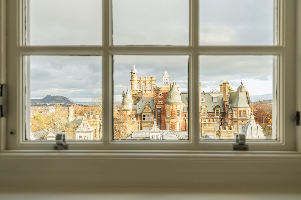 Additional image 2 of 2 bed flat for saleApartment Qc05, Sassoon Grove, Craighouse, Edinburgh EH10