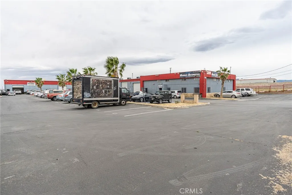 11129 G Ave, Hesperia, CA 92345