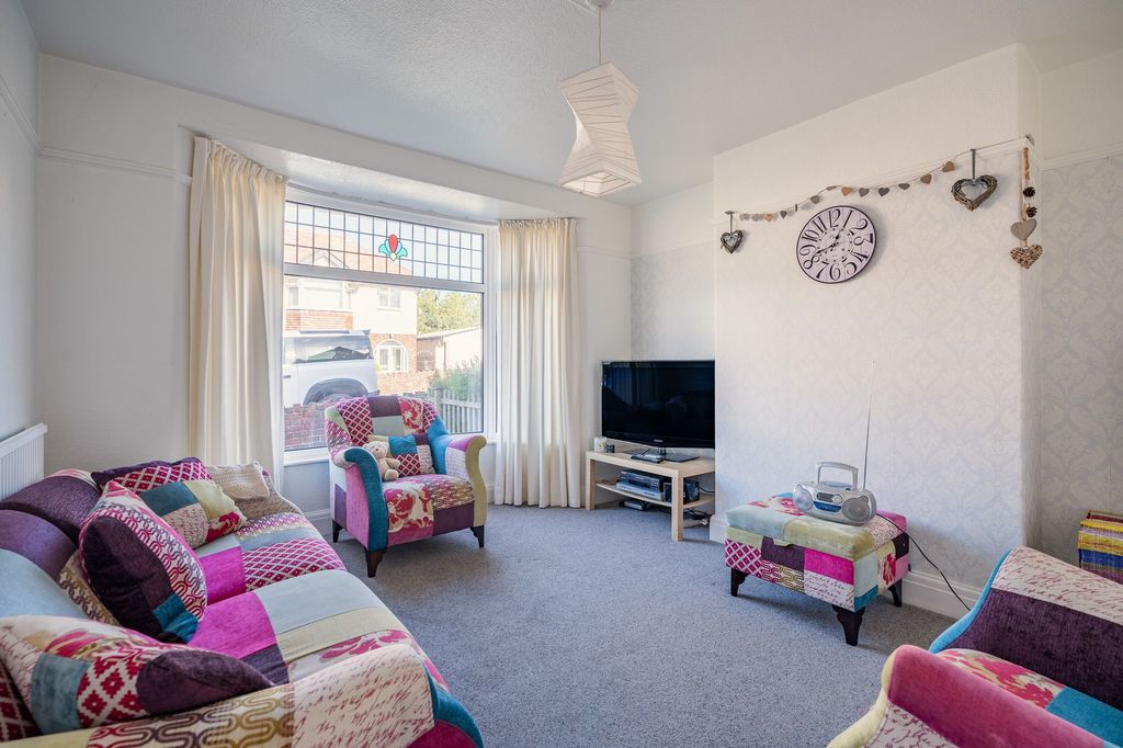 Additional image 2 of 3 bed semi-detached house for salePenrhos Avenue, Llandudno Junction LL31