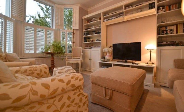 Room to rentHomestead Road, Fulham, London SW6
