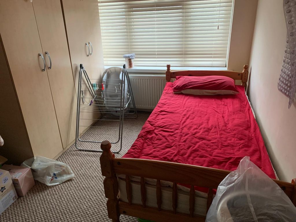 3 bed terraced house to rentDagenham RM9