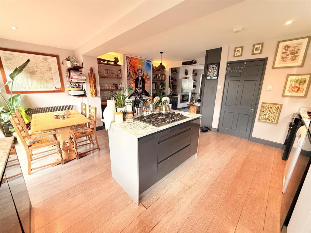 Additional image 8 of Windsor Crescent, Frome