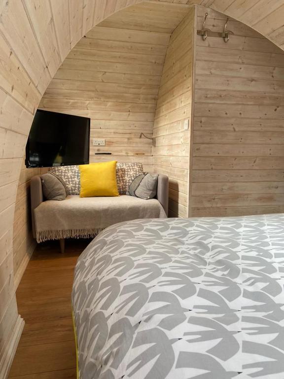 Additional image 29 of Glamping site. 5 acres, Edington, Westbury, BA13