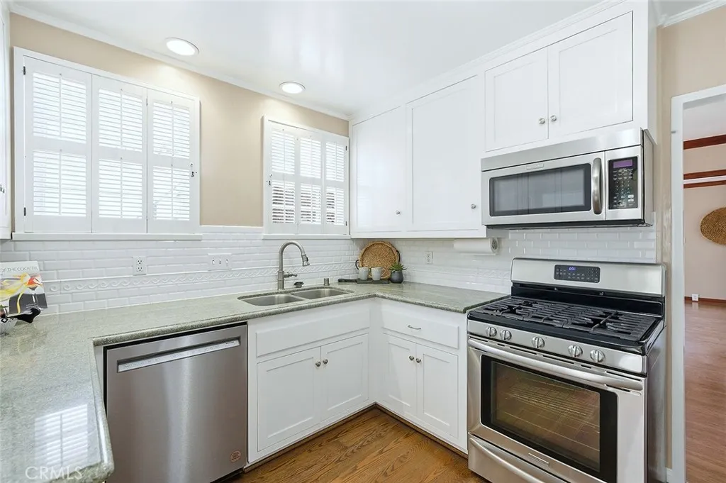 Additional image 15 of 62 61st Pl, Long Beach, CA 90803