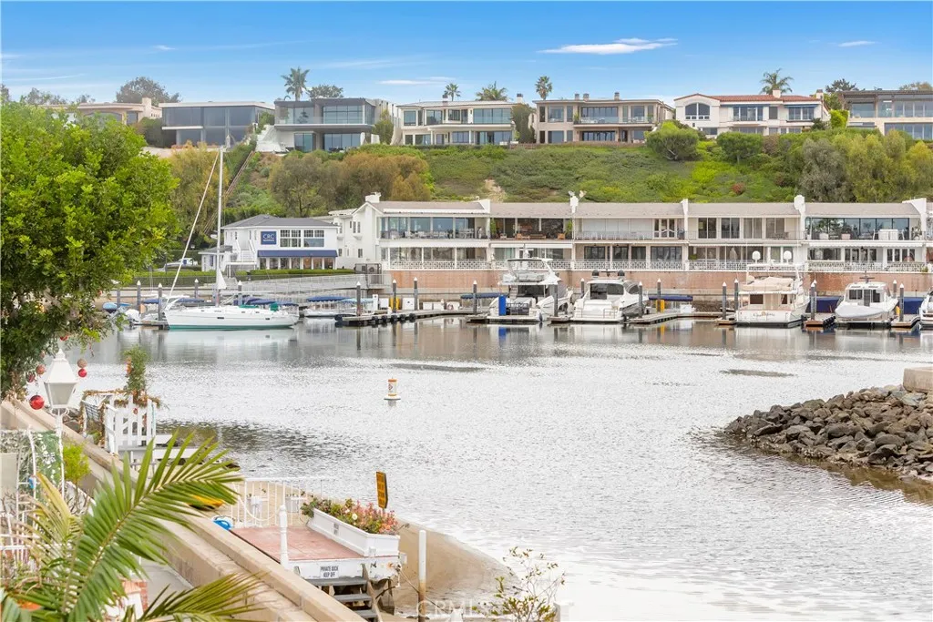 Additional image 22 of 325 Grand Canal, Newport Beach, CA 92662