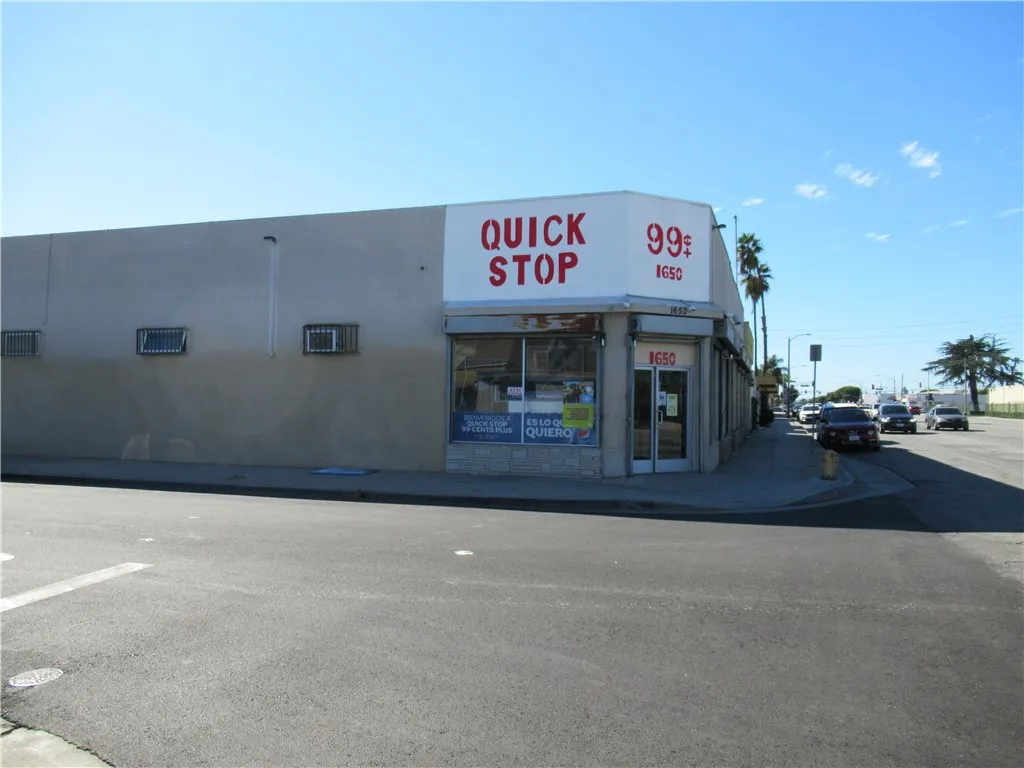 1644 E Compton Boulevard, Compton, CA 90221 photo 2