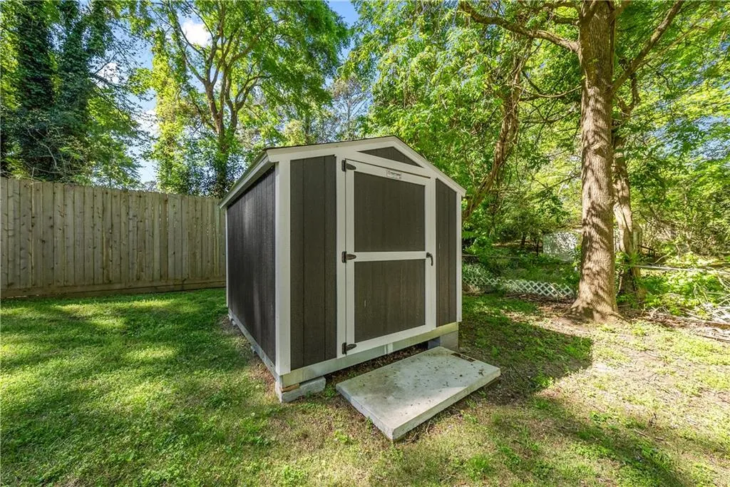 1805 Jollit Ave, Opelika, AL 36801
