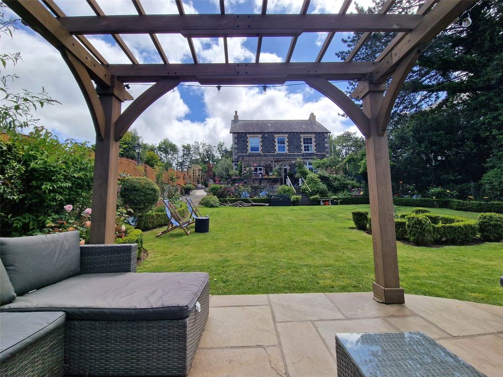 5 bed detached house for salePenmaenmawr Road, Llanfairfechan, Conwy LL33